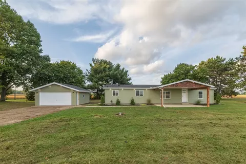 12400 Quaker, Constantine, MI 49042