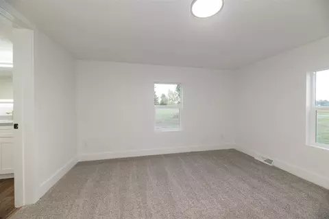 Bedroom - 12400 Quaker, Constantine, MI 49042 photo 3 of 7