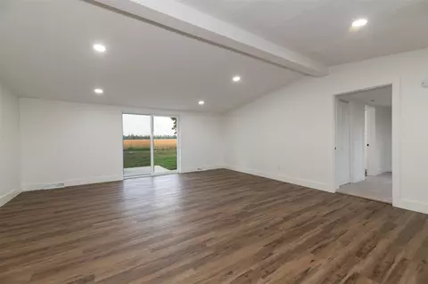 Living - 12400 Quaker, Constantine, MI 49042 photo 3 of 3