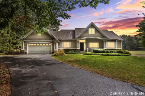 16302 Blair, West Olive, MI 49460