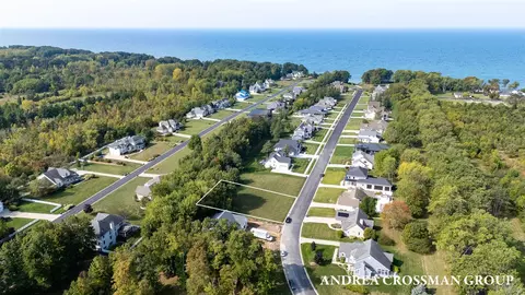 7154 Windcliff #32, South Haven, MI 49090