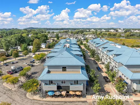 529 Miller #214, Grand Haven, MI 49417