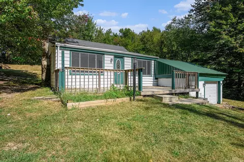 175 Peterson Dr, Gobles, MI 49055