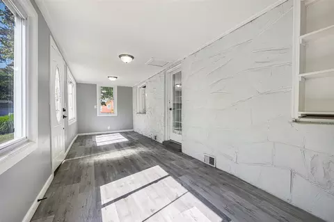 Entry Way - 175 Peterson, Gobles, MI 49055 photo 1 of 1