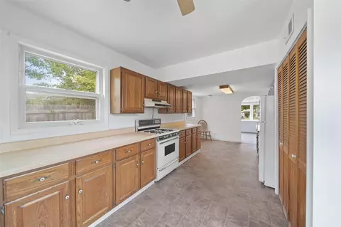315 E Monroe, Jackson, MI 49202 photo 9