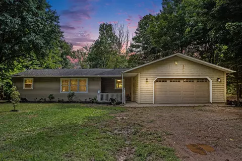 30029 Shaw, Lawton, MI 49065