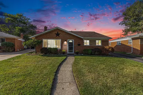 30659 Whittier, Madison Heights, MI 48071
