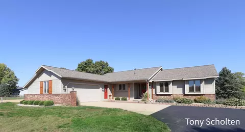 2579 142nd, Dorr, MI 49323