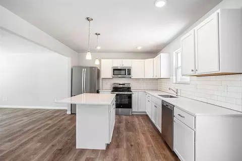 Kitchen - 921 Forest, Marshall, MI 49068 photo 2 of 2