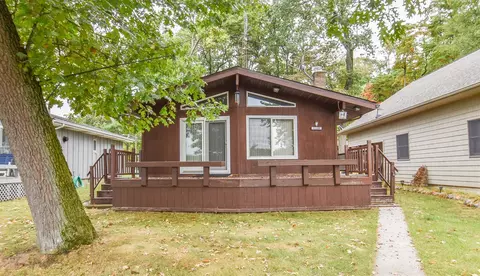 12208 Maple, Montgomery, MI 49255