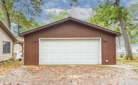 12208 Maple, Montgomery, MI 49255 photo 3