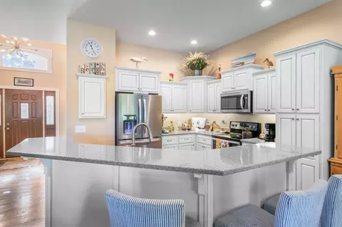 Kitchen - 13480 Riverside, Constantine, MI 49042 photo 1 of 2