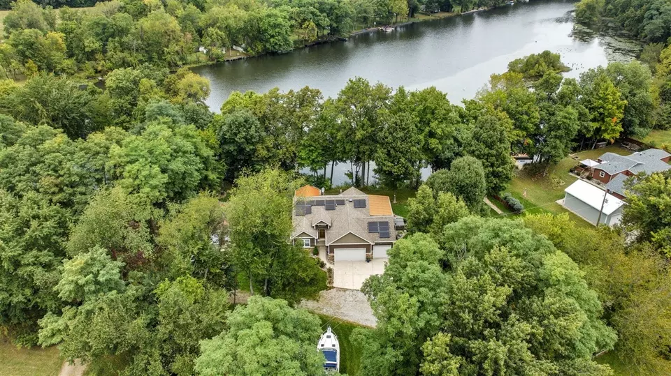 View/Area - 13480 Riverside, Constantine, MI 49042 photo 2 of 8