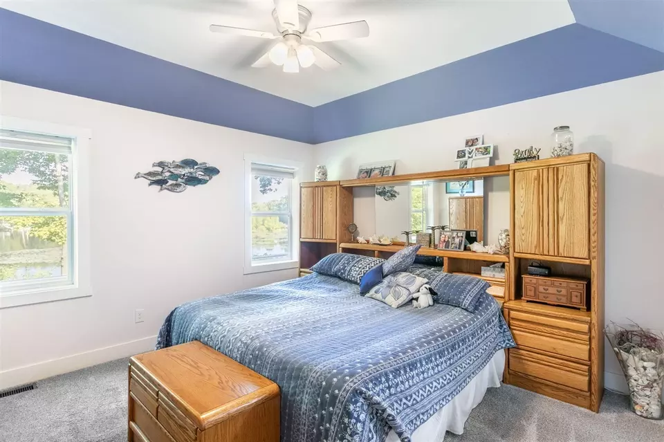 Bedroom - 13480 Riverside, Constantine, MI 49042 photo 2 of 4
