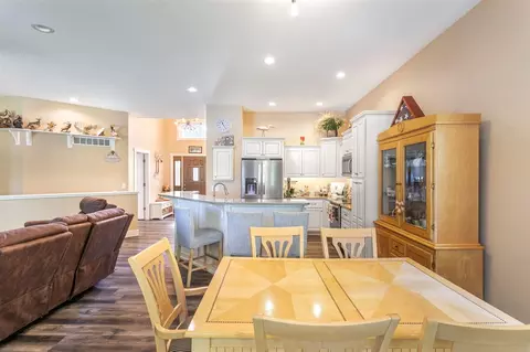 Dining - 13480 Riverside, Constantine, MI 49042 photo 1 of 1