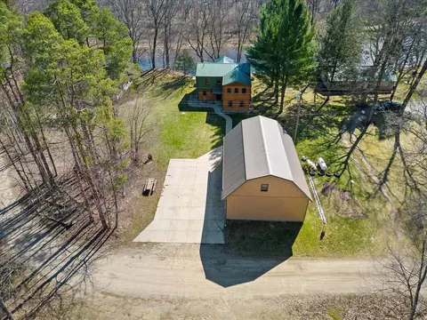 7952 S Main, Newaygo, MI 49337