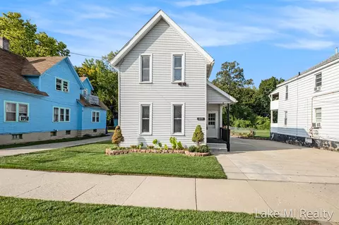 855 Chatham, Grand Rapids, MI 49504