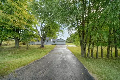 6977 Cement City, Brooklyn, MI 49230