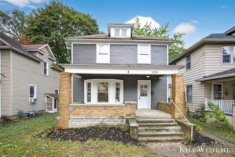 1253 Muskegon, Grand Rapids, MI 49504