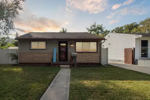 11748 Syracuse, Taylor, MI 48180