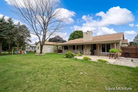 Exterior - 732 Ruby, Otsego, MI 49078 photo 5 of 9