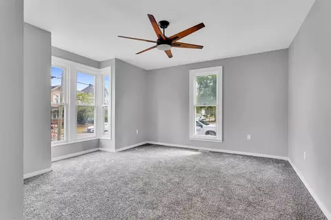 Living - 504 Second, Jackson, MI 49203 photo 7 of 9