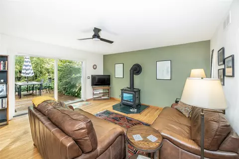 Living - 17535 Bowdish, Gregory, MI 48137 photo 4 of 6