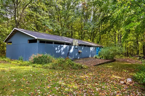 Exterior - 17535 Bowdish, Gregory, MI 48137 photo 18 of 26