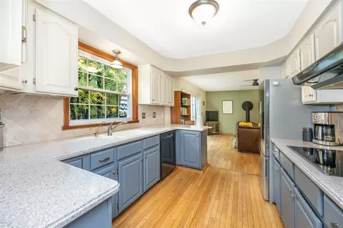 Kitchen - 17535 Bowdish, Gregory, MI 48137 photo 2 of 3