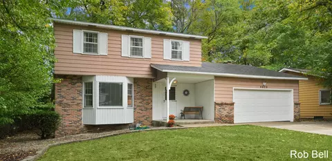 4670 Larkwood, Kentwood, MI 49508