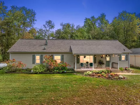 4239 Adams, Stockbridge, MI 49285
