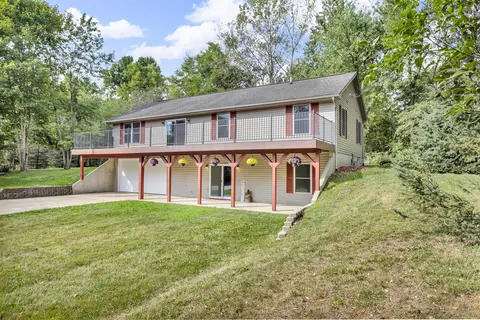 11700 Crystal Lk, Jerome, MI 49249