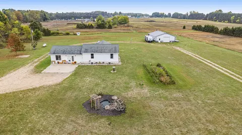 19150 35th, Barryton, MI 49305