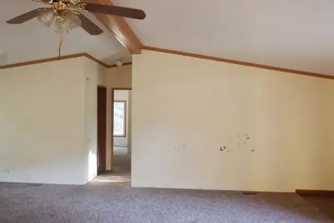 Living - 523 55th, Pullman, MI 49450 photo 3 of 5