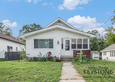 2035 Wyoming, Wyoming, MI 49519