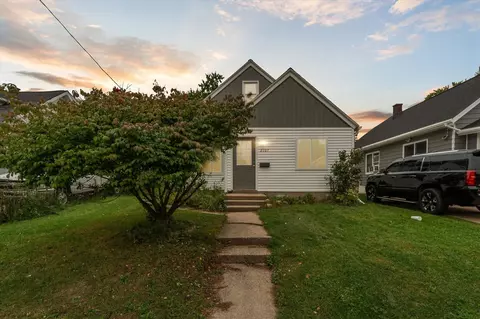 2107 Huizen, Wyoming, MI 49509