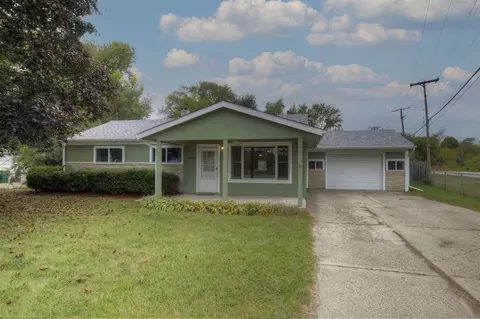 2589 Hearthside, Ypsilanti, MI 48198