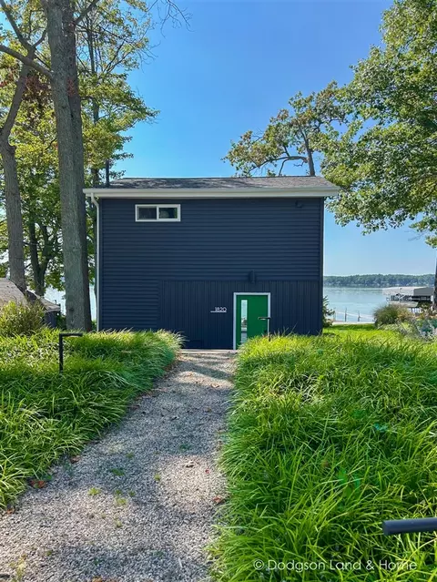 1820 E 88th, Newaygo, MI 49337