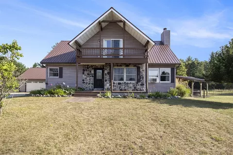 9322 E 56th, Newaygo, MI 49337