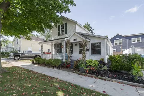 215 N 6th, Grand Haven, MI 49417