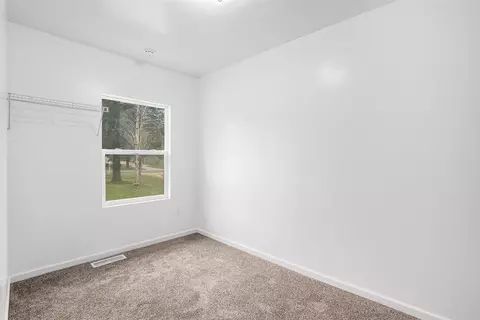 Bedroom - 37180 76th, Covert, MI 49043 photo 5 of 6