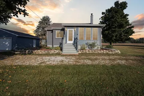 2670 S Michigan, Eaton Rapids, MI 48827