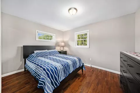 Bedroom - 6718 Clinton, Jackson, MI 49201 photo 1 of 4