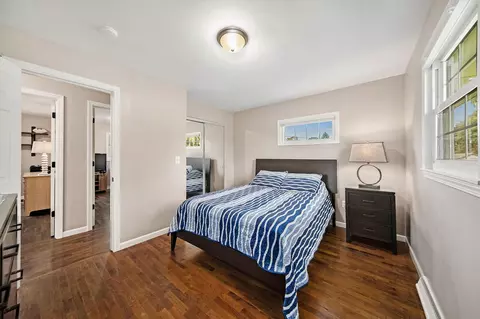 Bedroom - 6718 Clinton, Jackson, MI 49201 photo 2 of 4