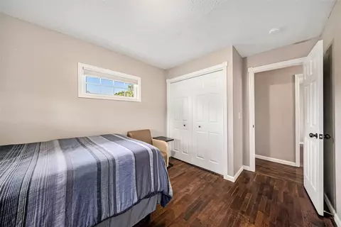 Bedroom - 6718 Clinton, Jackson, MI 49201 photo 4 of 4