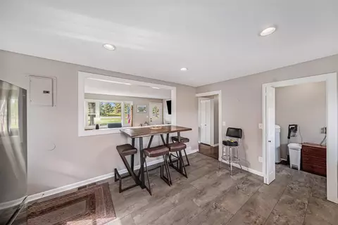 Dining - 6718 Clinton, Jackson, MI 49201 photo 1 of 1