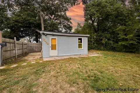 2029 7th, Muskegon, MI 49444