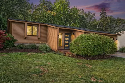 961 Shadybrook, Holland, MI 49424