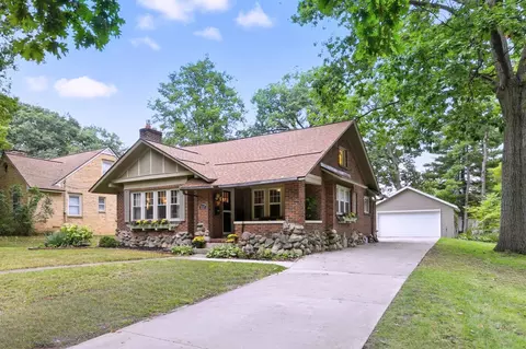 2225 Thornwood, Wyoming, MI 49519