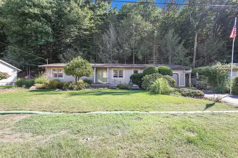 1887 Hendrick, Norton Shores, MI 49441